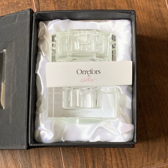 Orrefors Crystal Totem SerenityCandle Holder Pair - Picture 3 of 7